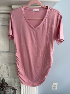 Women's V-Neck Short Sleeve Maternity Top - Dusty Pink